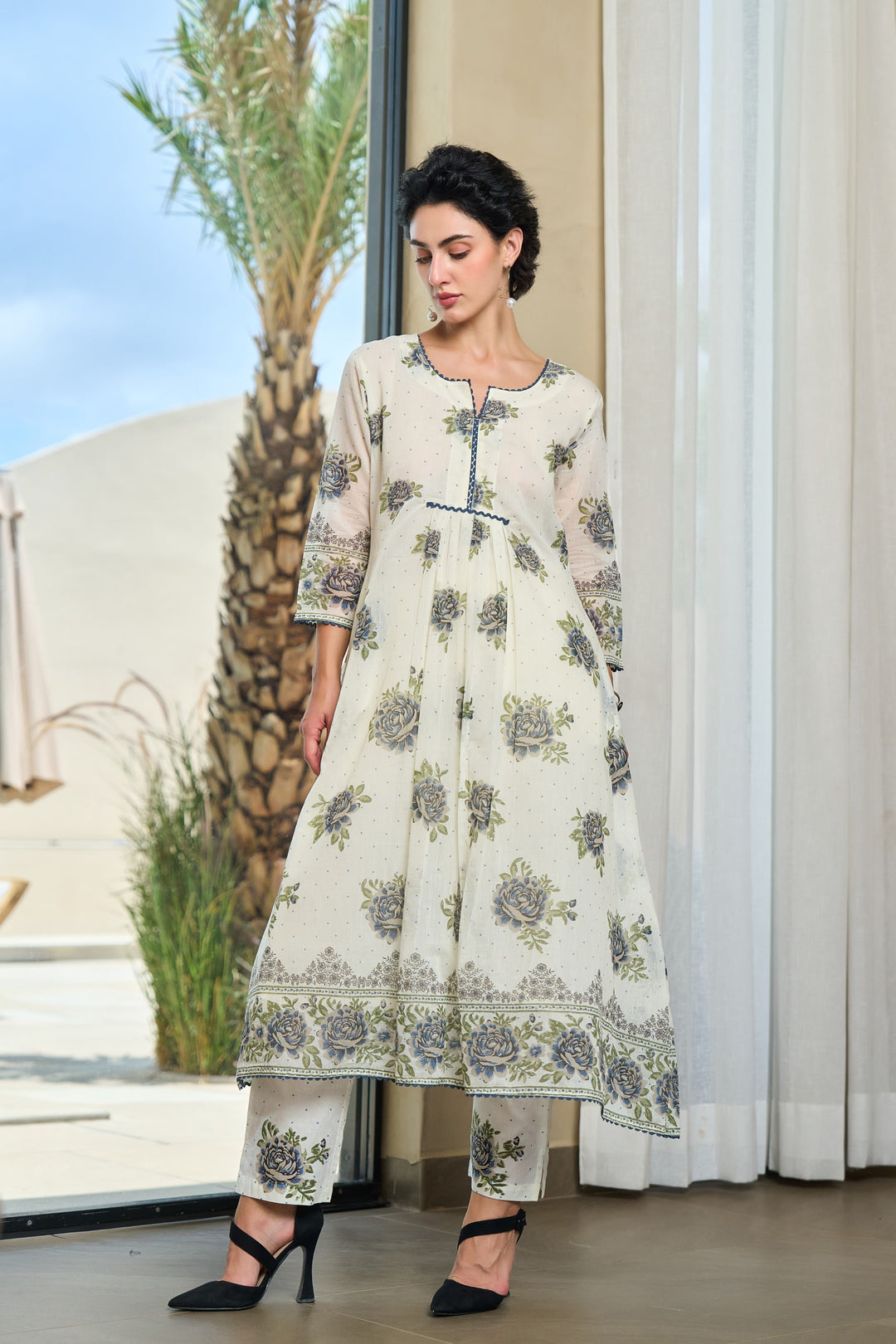 Tiara monochrome cotton kurta pant set