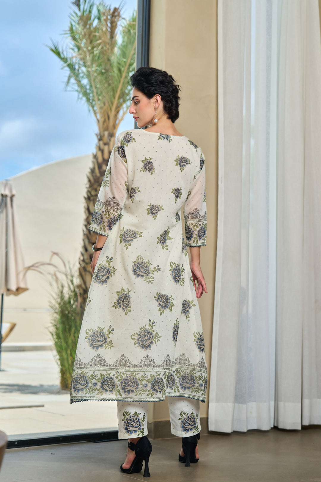 Tiara monochrome cotton kurta pant set