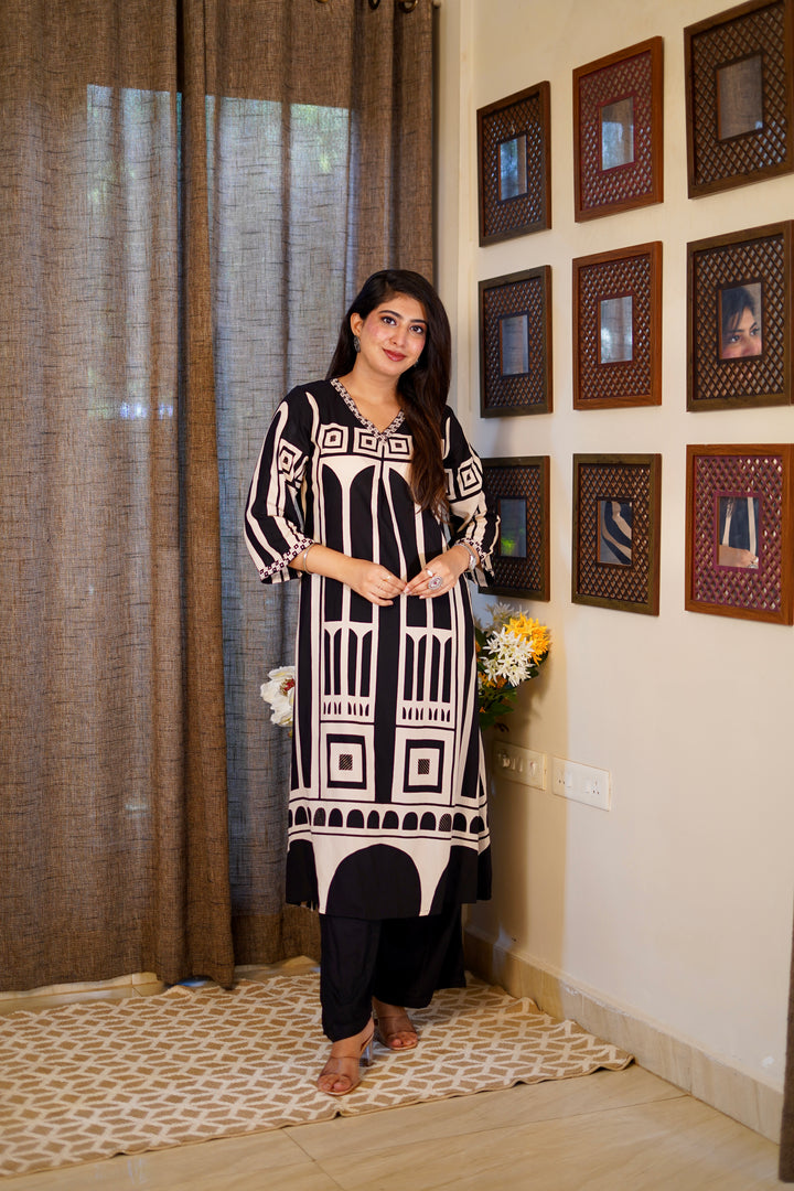 Sargun Charcoal Digital Printed Kurta Pant Set