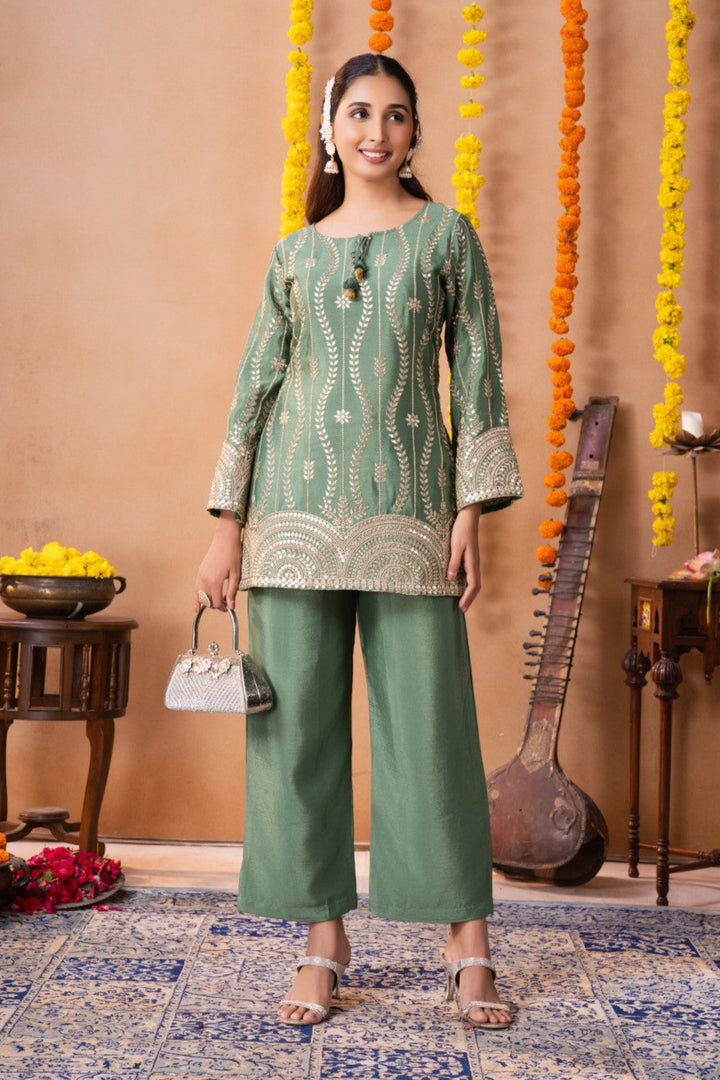 Keya fern work co-ord set