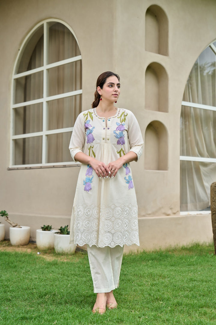 Akira Daisy Embroidery Cotton Kurta Pant Set