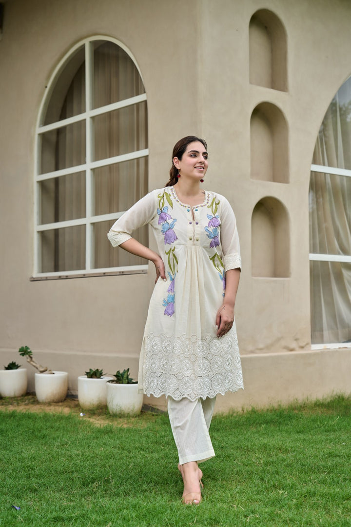 Akira Daisy Embroidery Cotton Kurta Pant Set