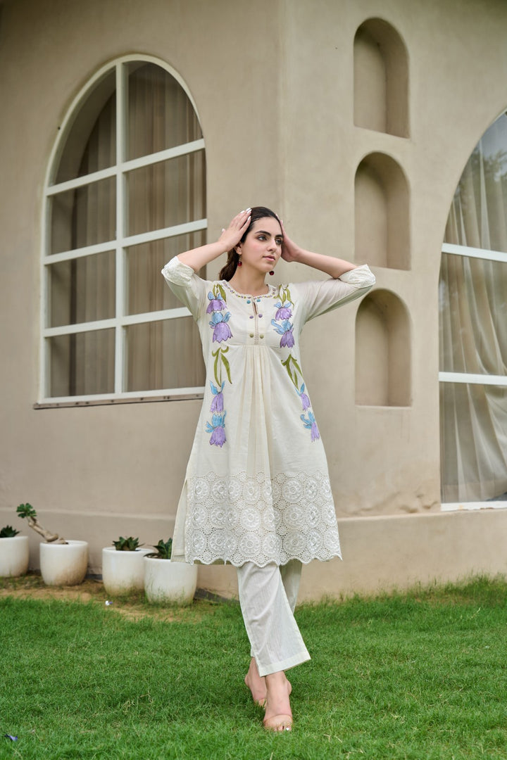 Akira Daisy Embroidery Cotton Kurta Pant Set