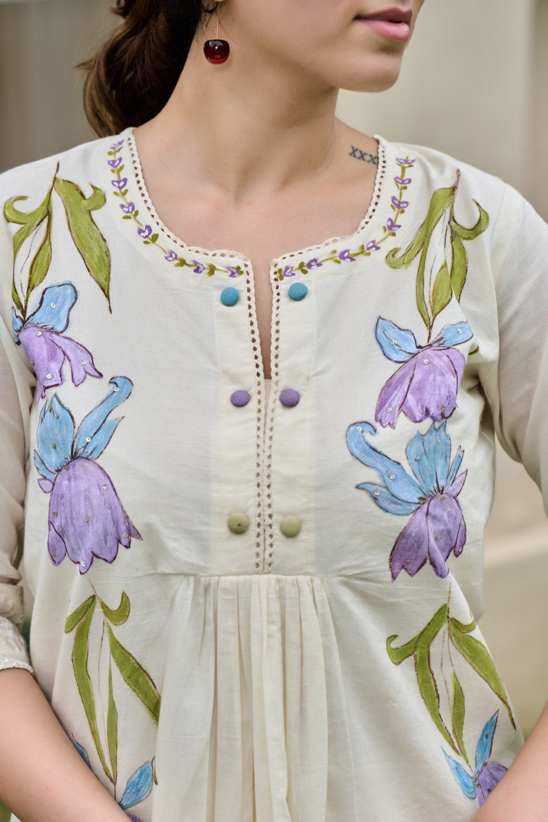 Akira Daisy Embroidery Cotton Kurta Pant Set