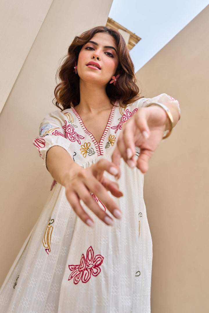 Tiara Daisy Embroidery cotton dress