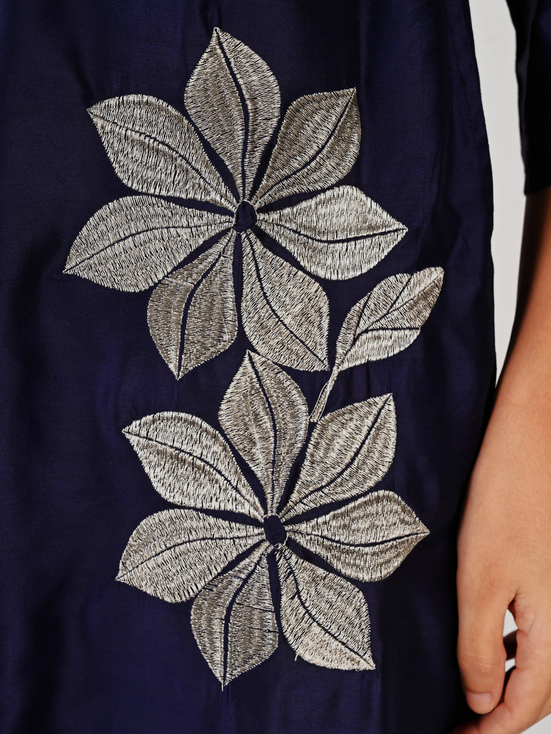 Ivanka nile embroidery dress