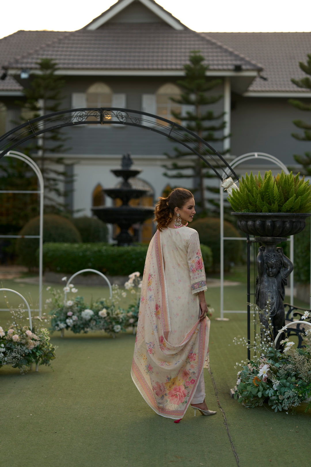 Mariam Pearl embroidery Lawn Suit Set