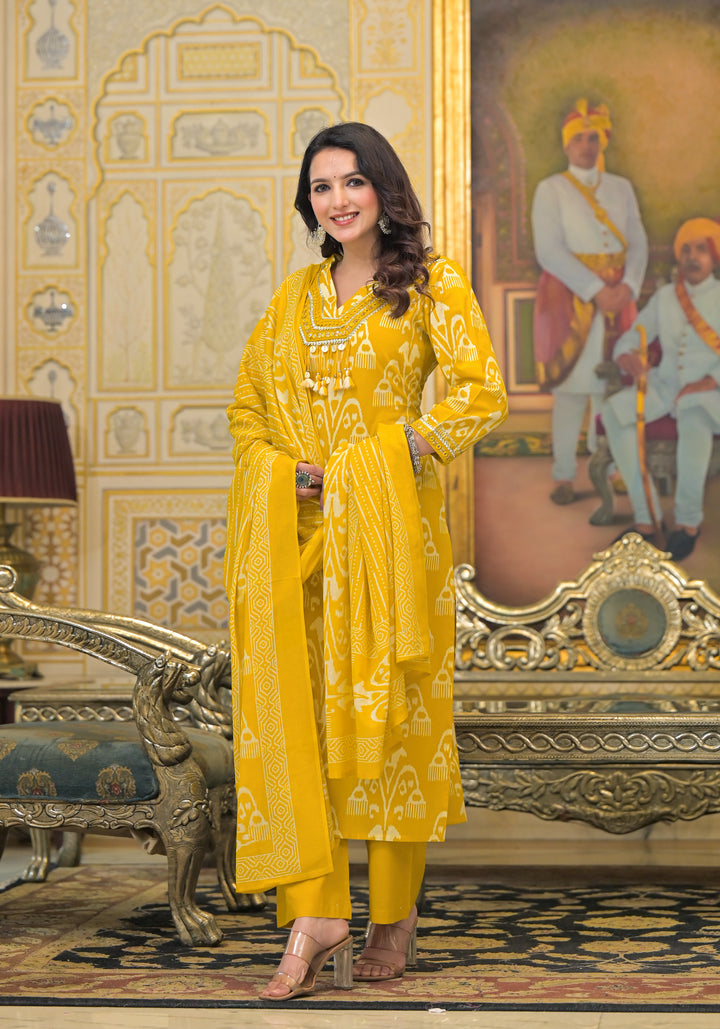 Hiya Amber Ikat Print Cotton Suit Set