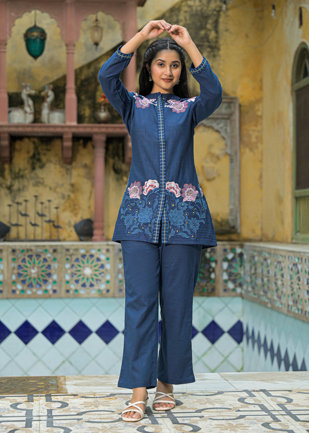 Sanjana hibis Embroidered Co-ord Set