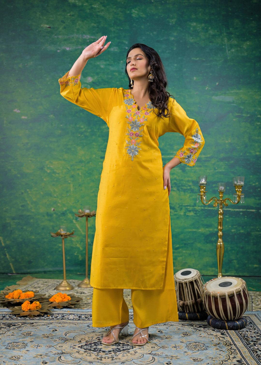 Ivy Amber Embroidered Kurta Pant Set