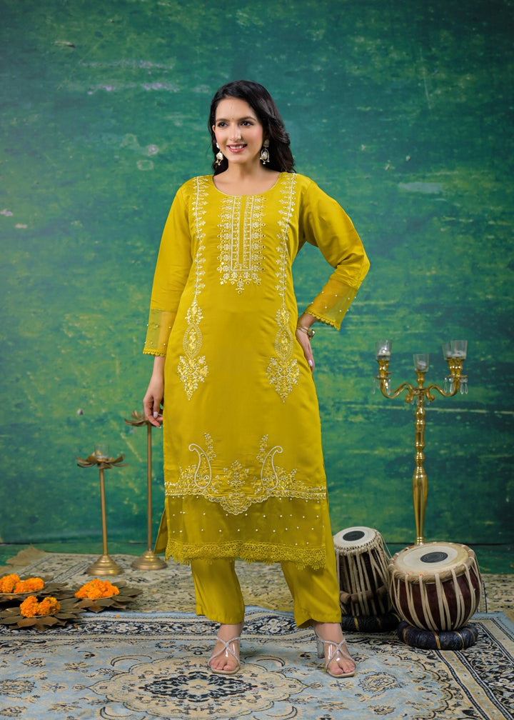 Mahi Wattle Embroidered Suit Set