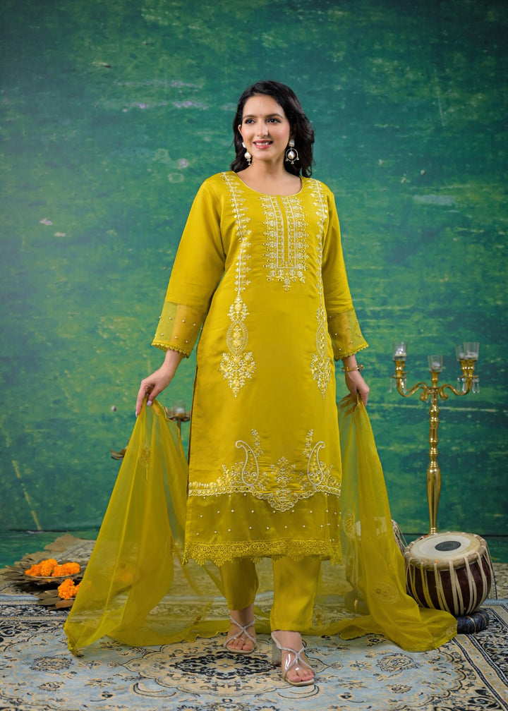 Mahi Wattle Embroidered Suit Set