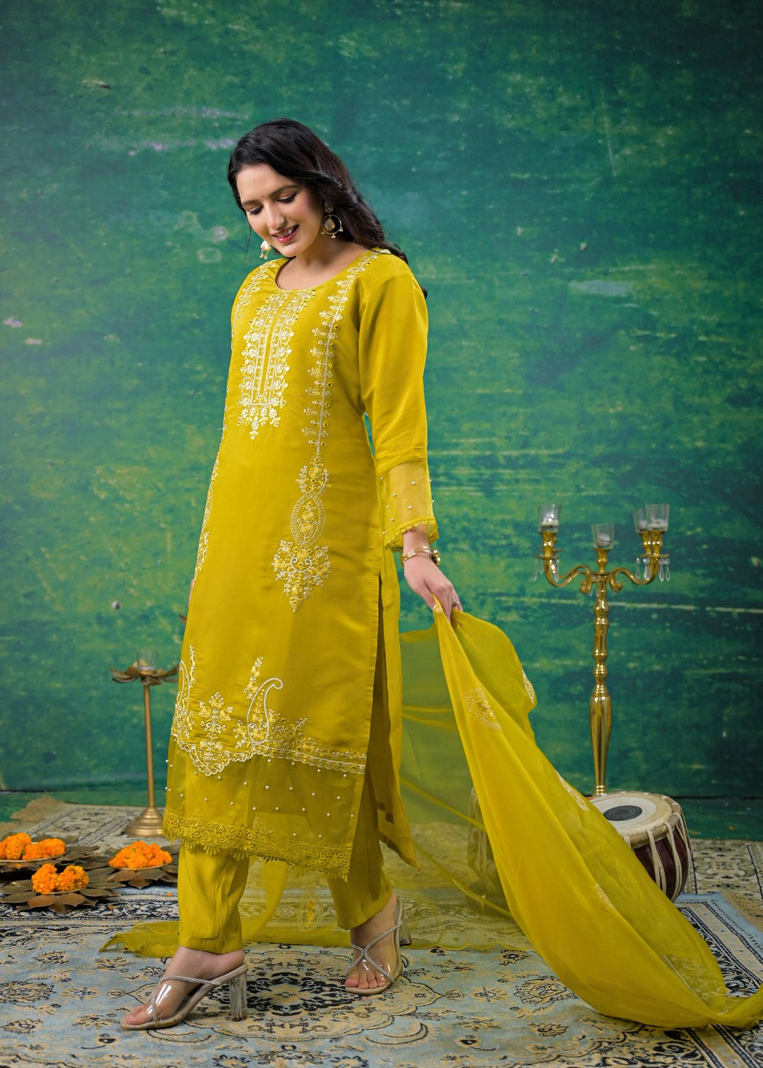 Mahi Wattle Embroidered Suit Set
