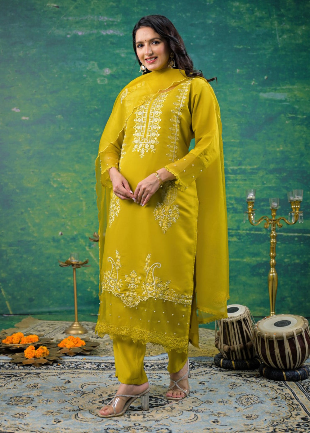 Mahi Wattle Embroidered Suit Set