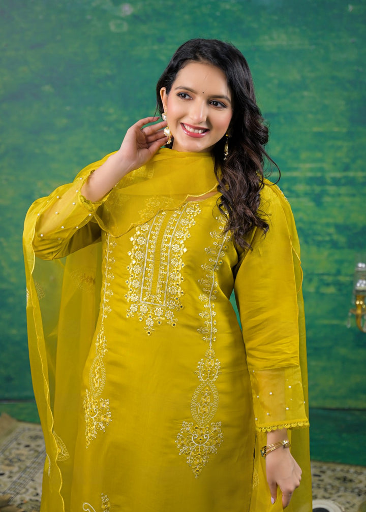 Mahi Wattle Embroidered Suit Set