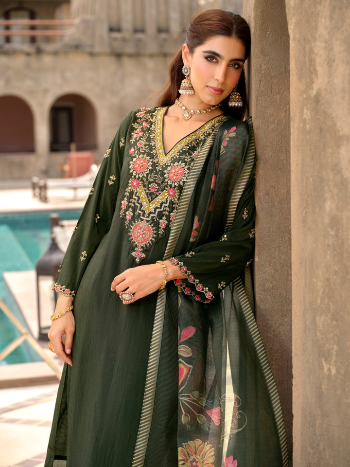 Vishesh moss full work suit set