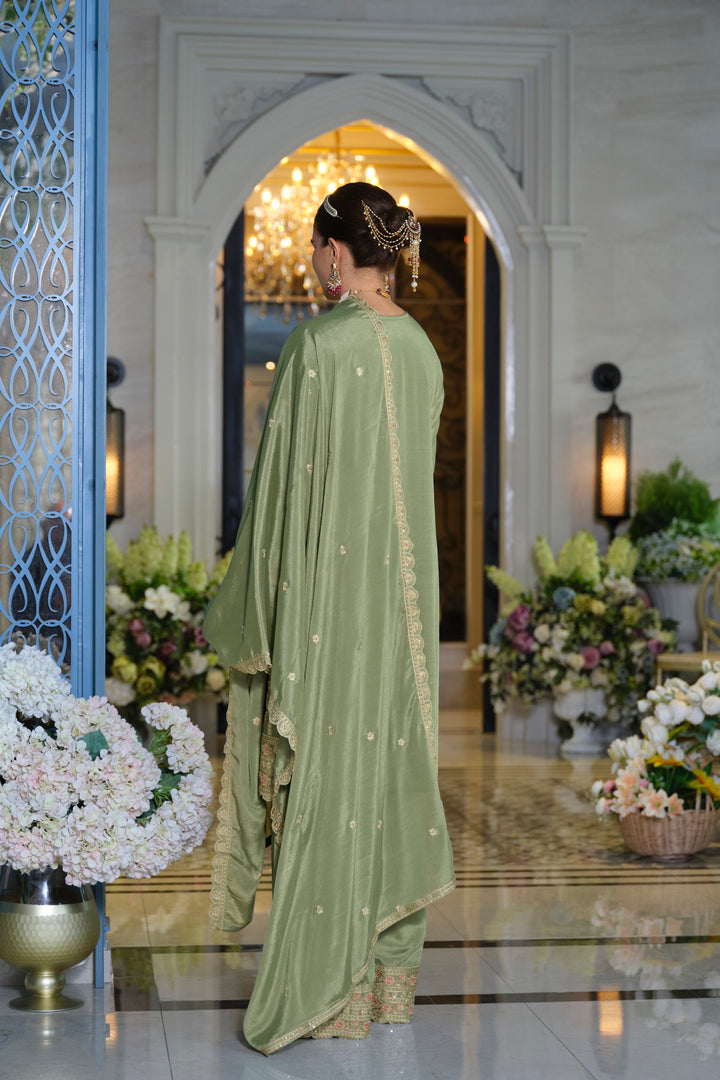 Farz Pista Full Work Heavy Suit Set