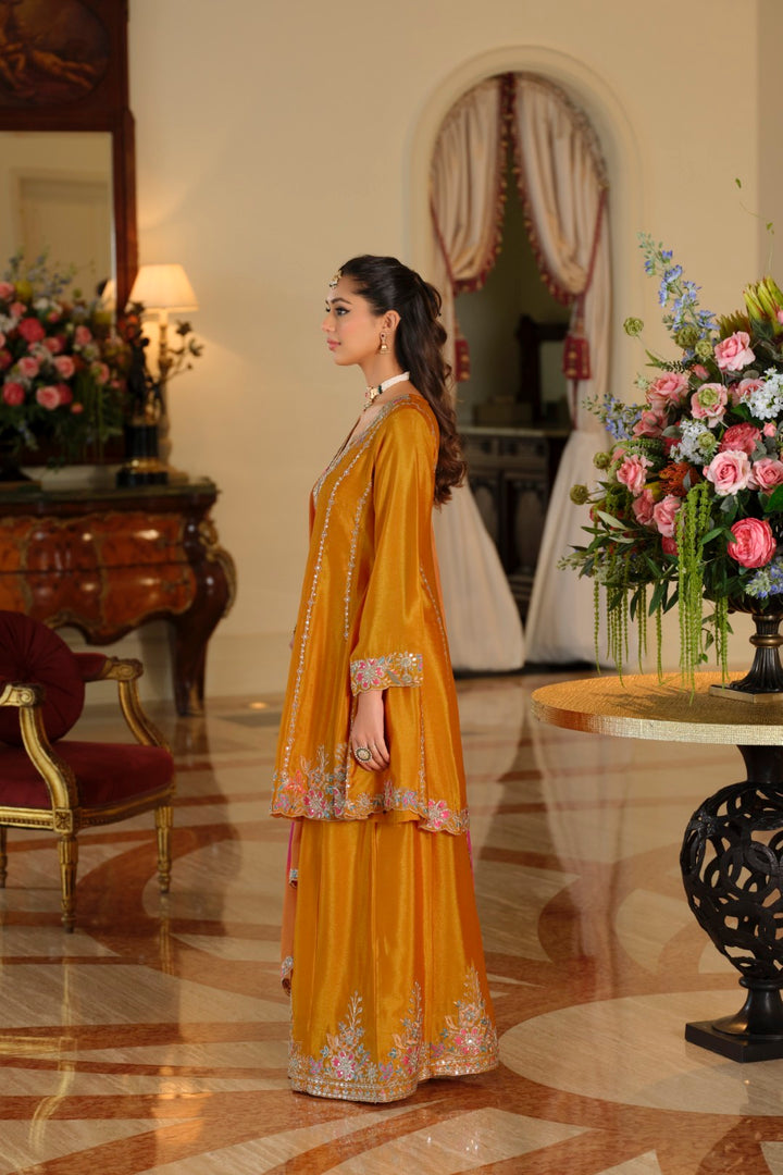 Areesa canary full work suit set