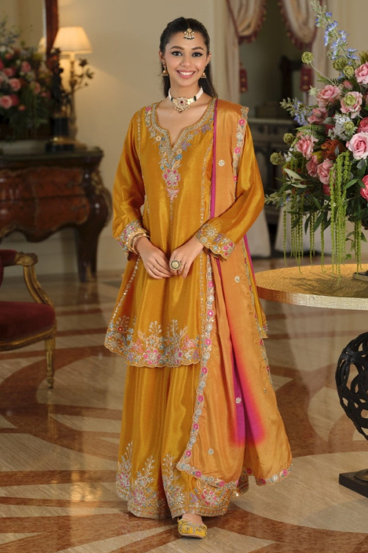 Areesa canary full work suit set
