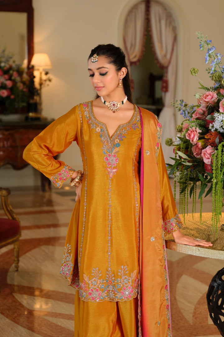 Areesa canary full work suit set