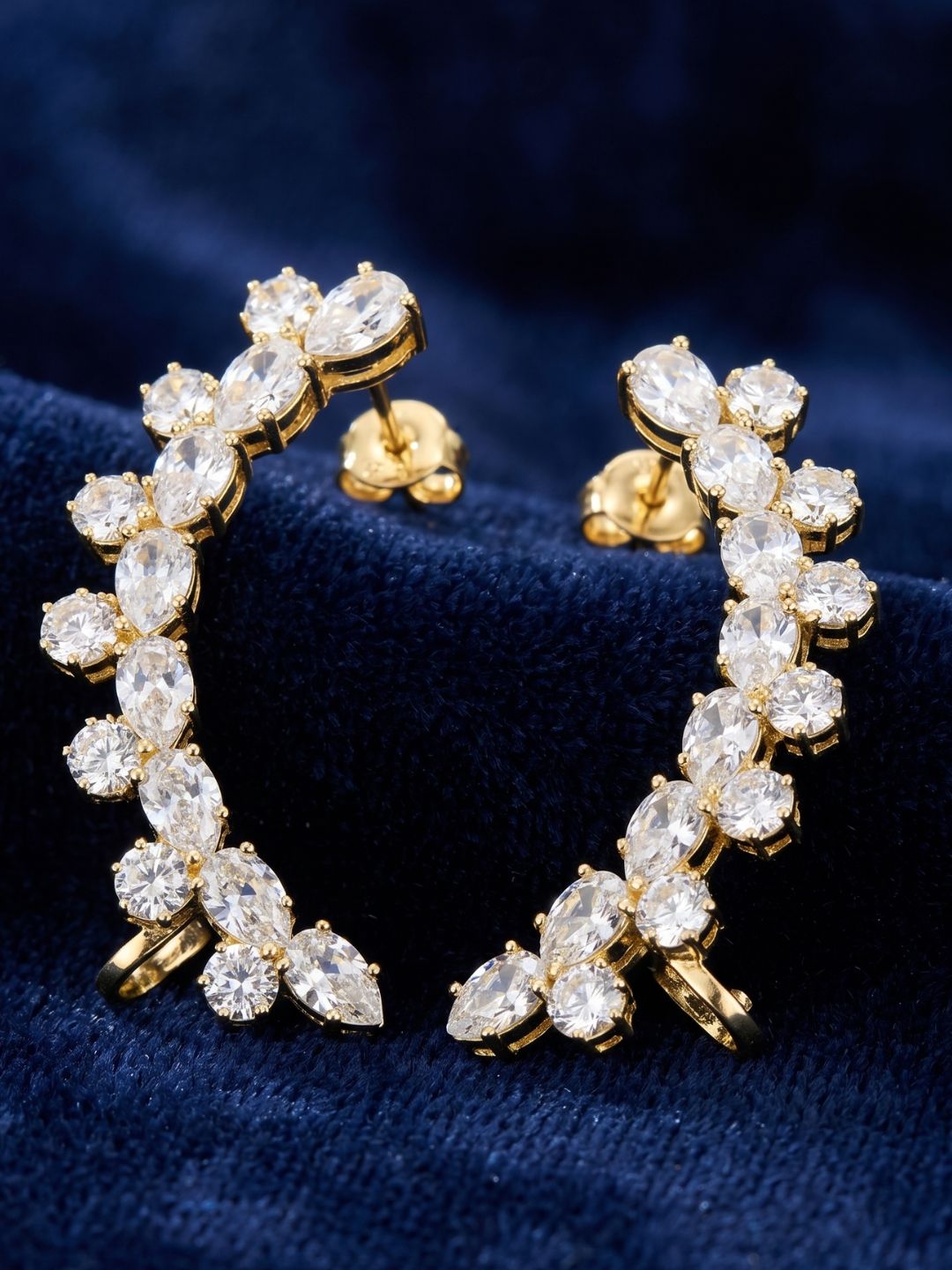 EAR-A00129-WHITE_1