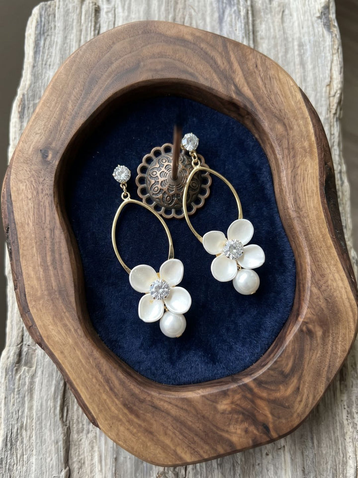 EAR-A00132-GOLD_2