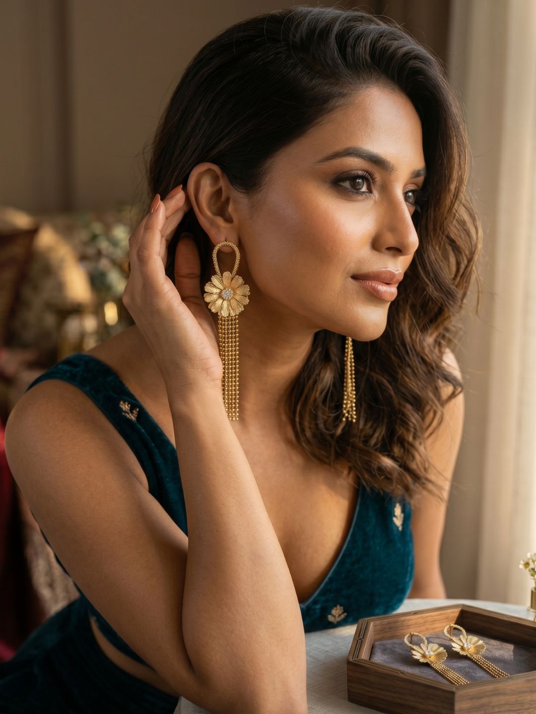 EAR-A00136-GOLD_3