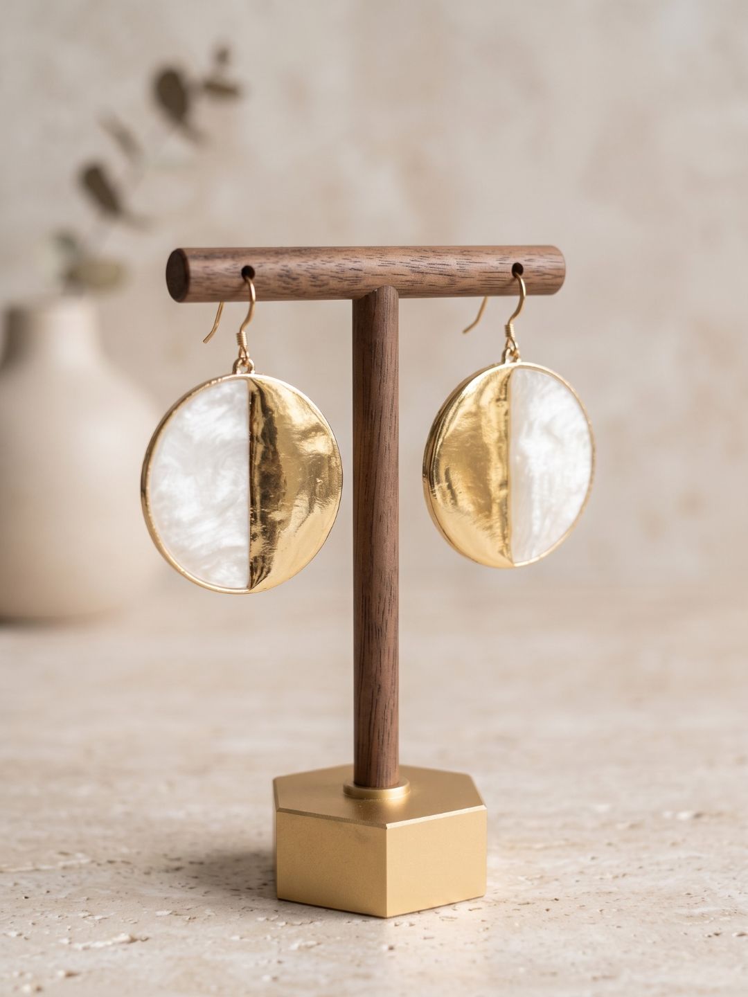 EAR-A00161-GOLD_3