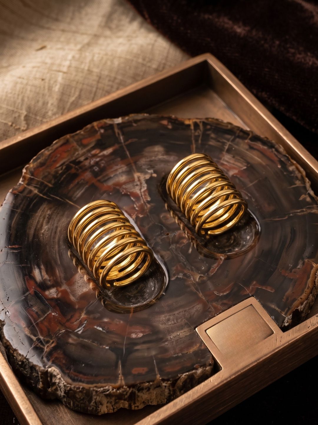 EAR-A00166-GOLD_1