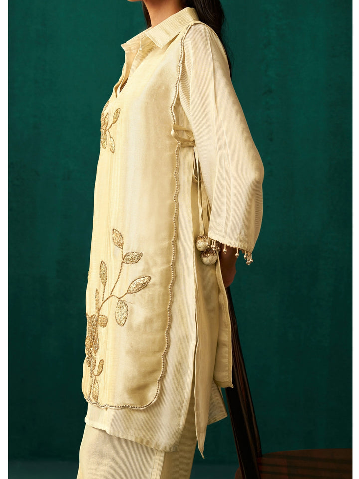 Elini Daisy Handwork Bib Style Festive Co-Ord Set
