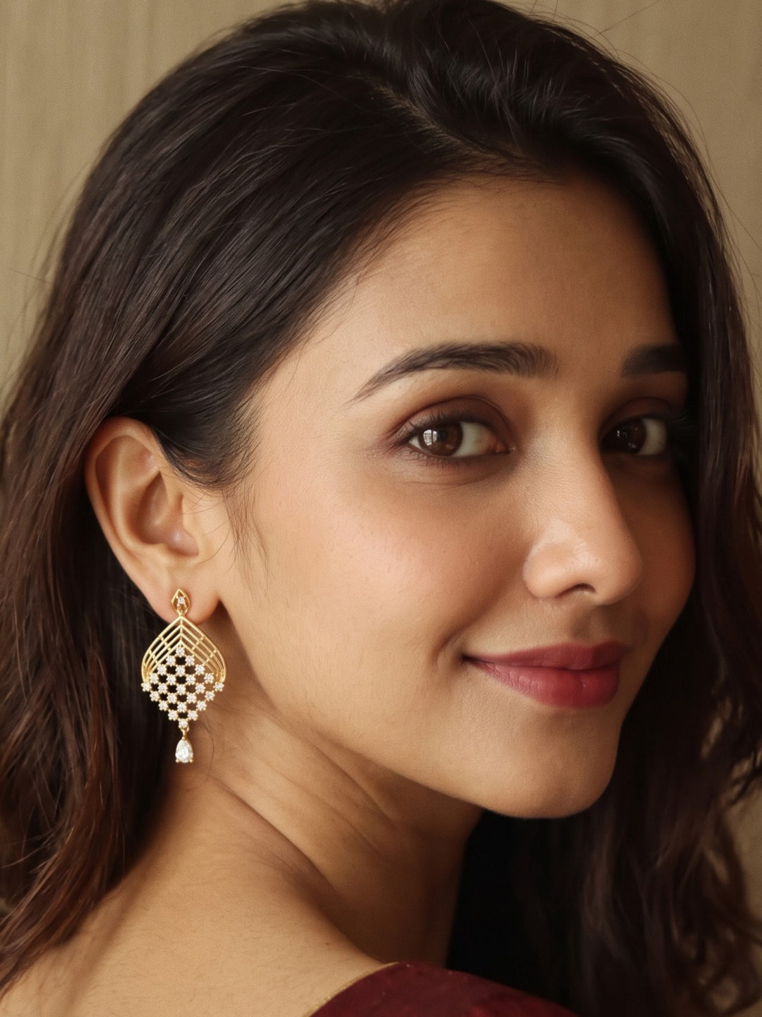Zarika Grid Diamond Pendant Chain With Earring