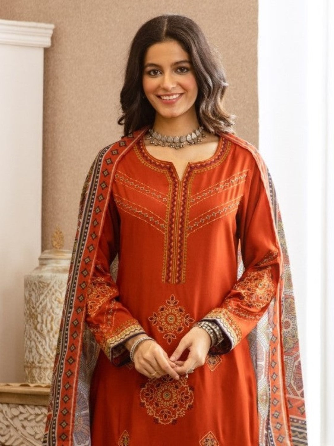 Karen cadmium embroidery cotton suit set
