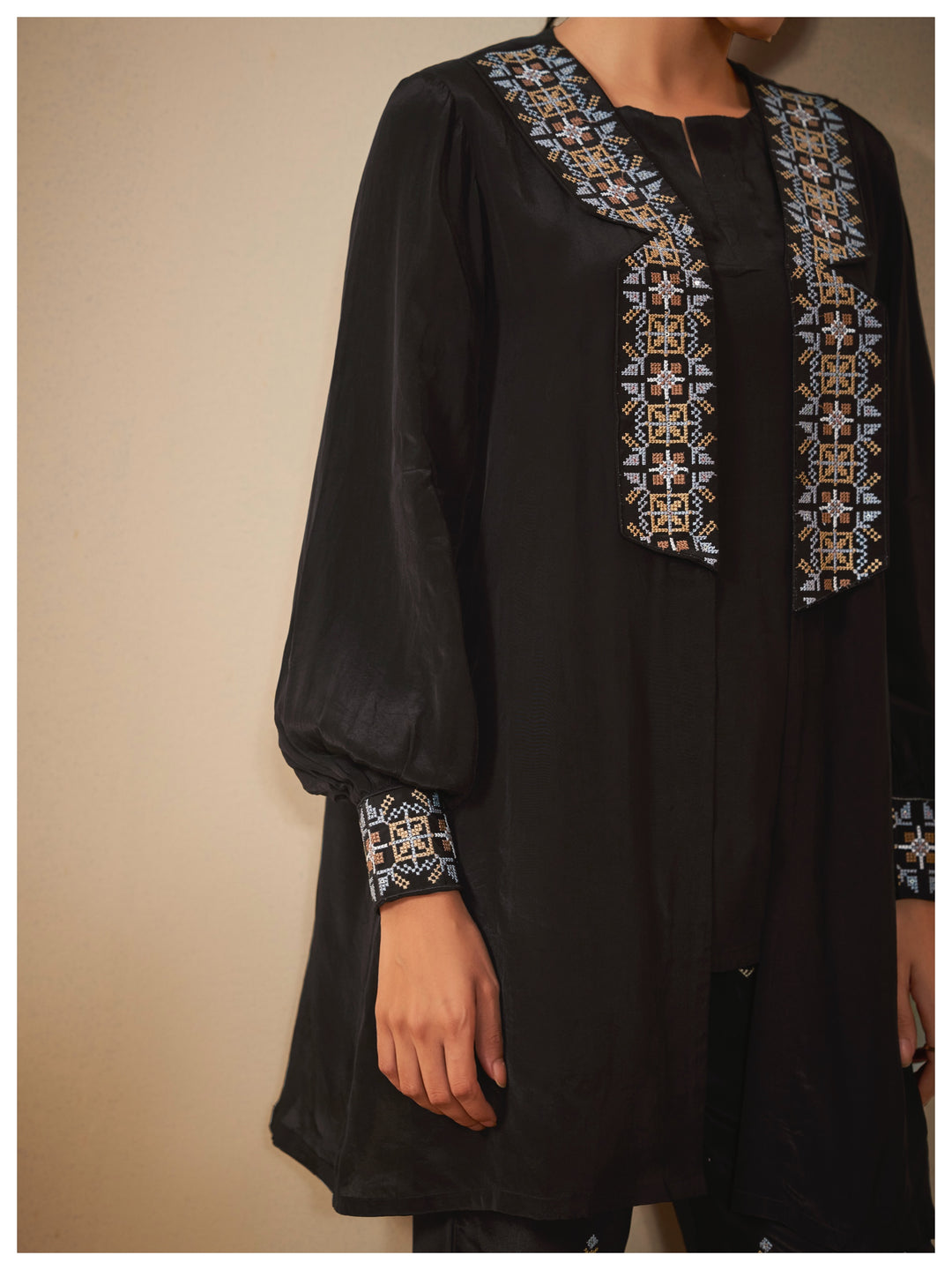 AROHI ONYX EMBROIDERED JACKET CO-ORD SET