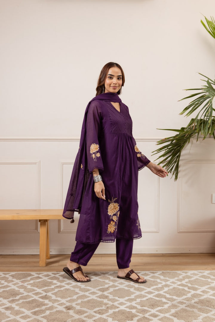 Toran orchid embroidery cotton suit set