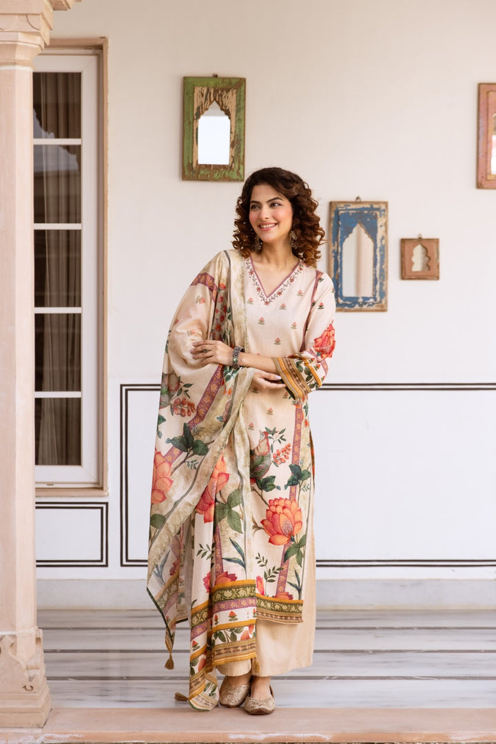 Karen bisque floral suit set