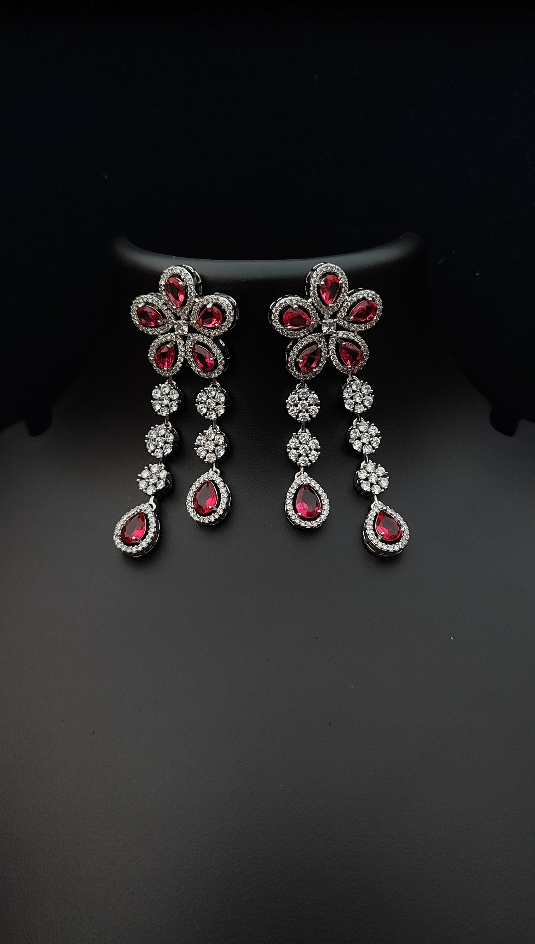 Antaara Flora Ruby Diamond Necklace Earing Set