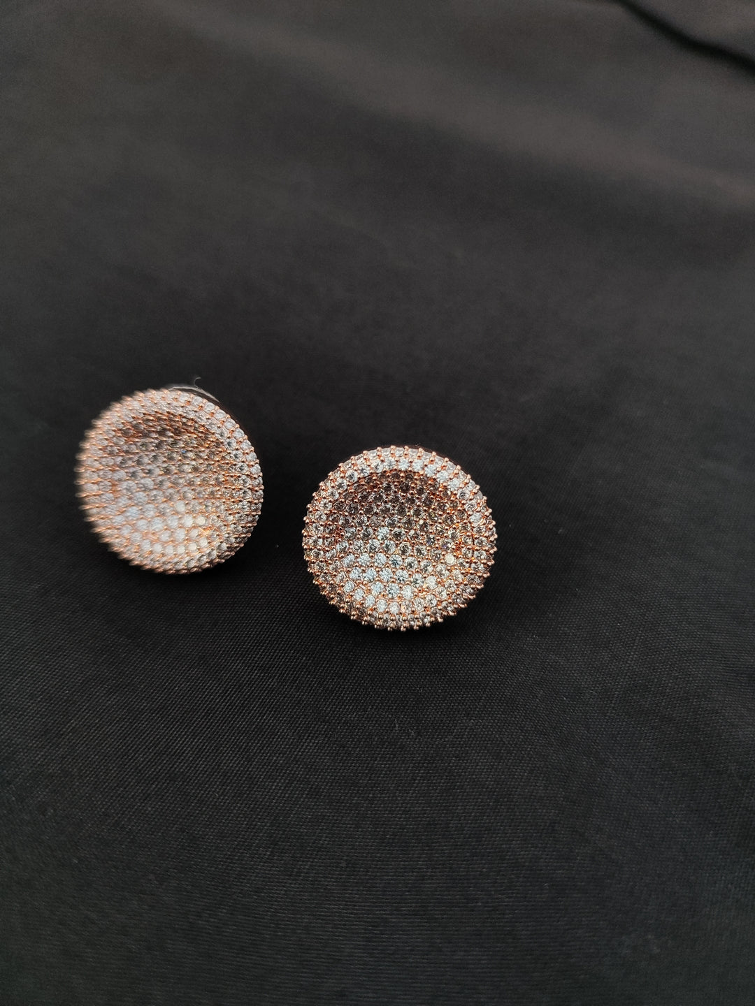 Antaara Circle Diamond Earings