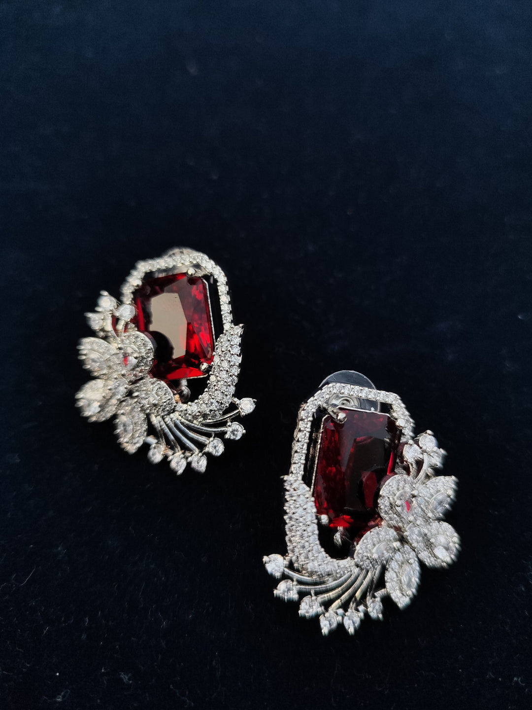 Antaara Ruby Diamond Earings