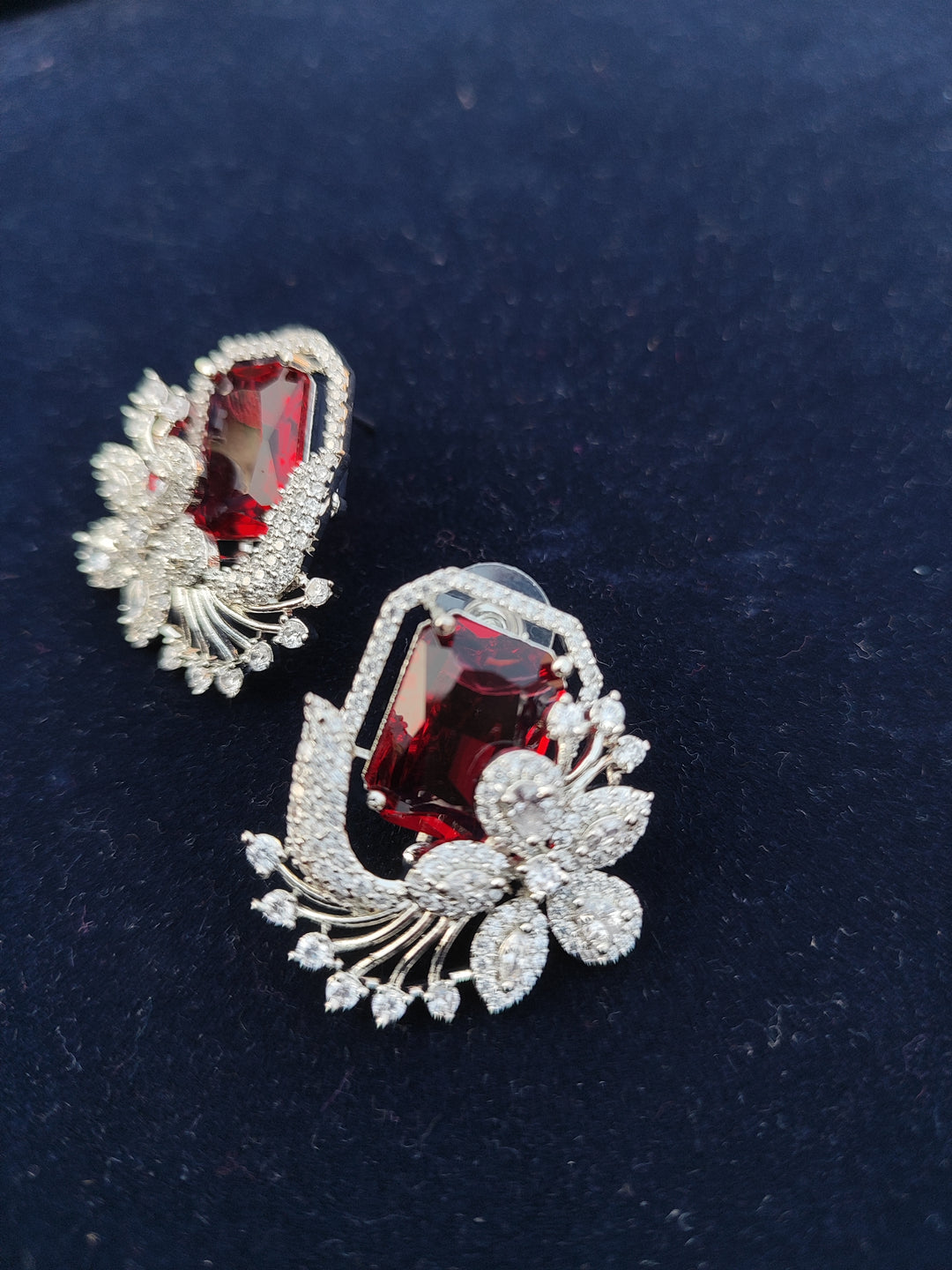 Antaara Ruby Diamond Earings