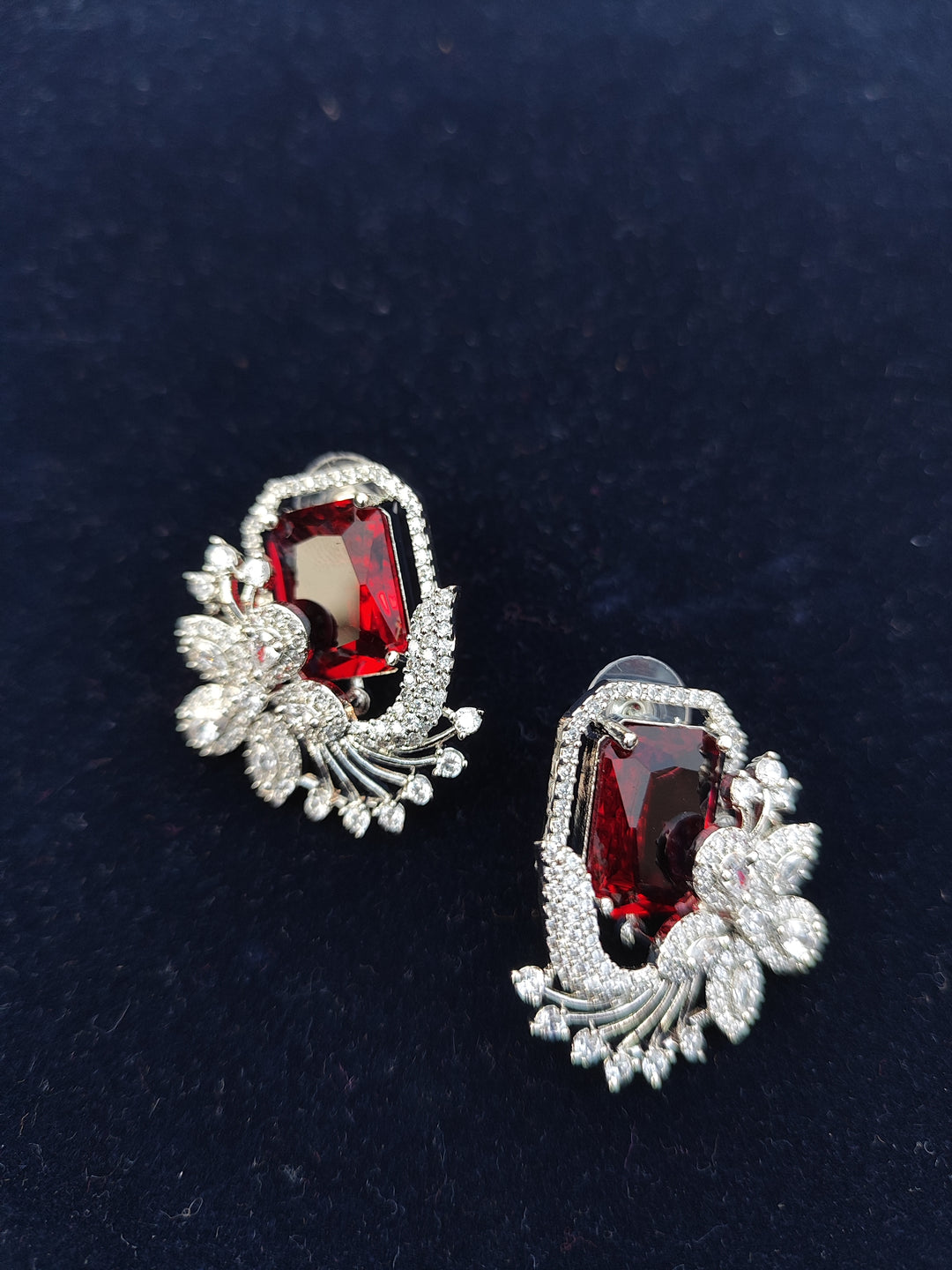 Antaara Ruby Diamond Earings