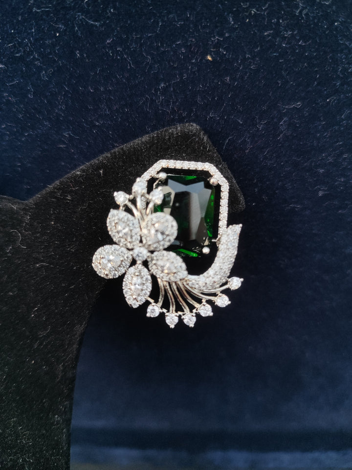 Antaara Emerald Diamond Earings