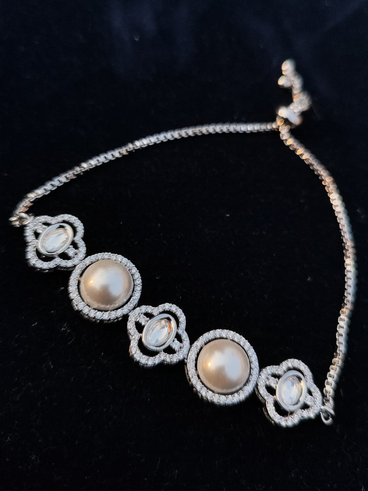 Savana Diamond Pearl Bracelet