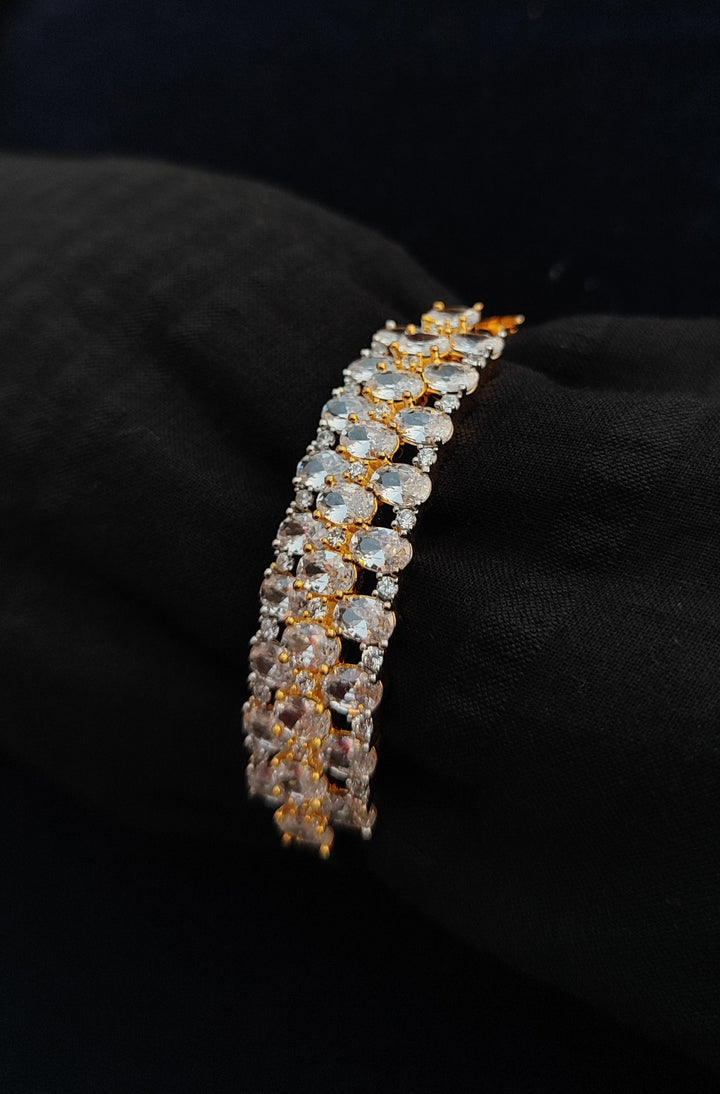 ANTAARA DELICATE DIAMOND BRACELET