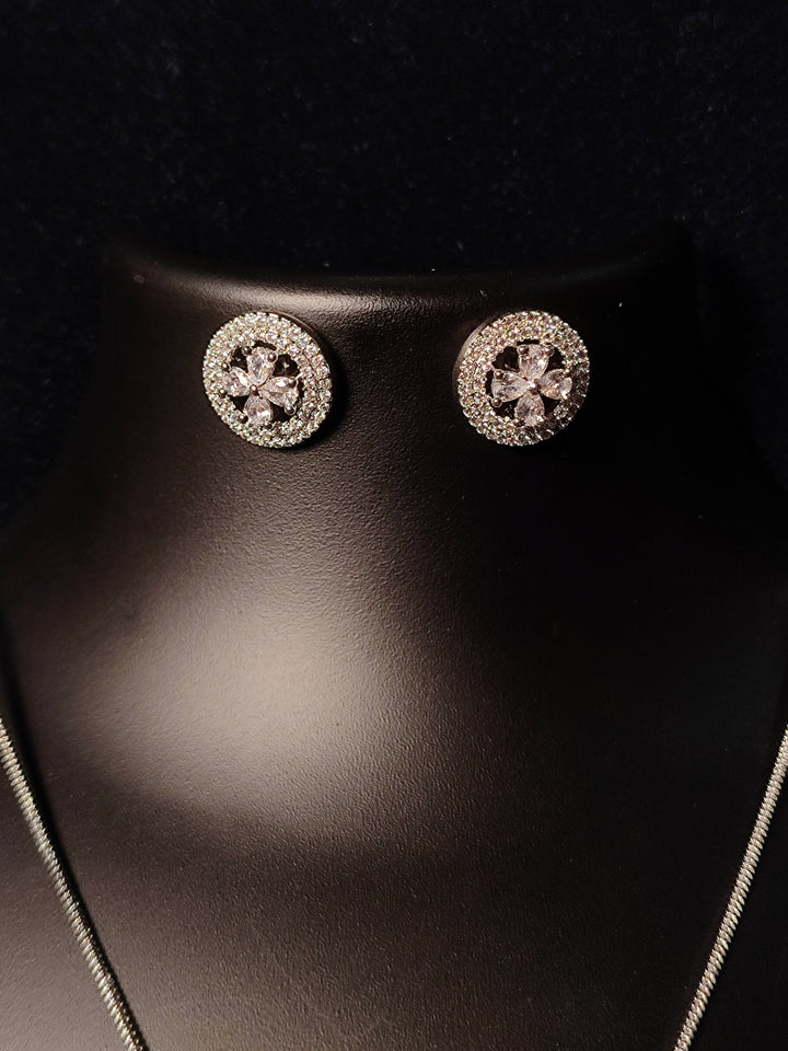 Savana Diamond Earing & Pendant Set