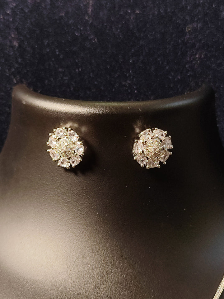 Savana Diamond Earing & Pendant Set