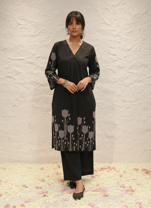 Krystle Onyx Printed Kurta Pant Set