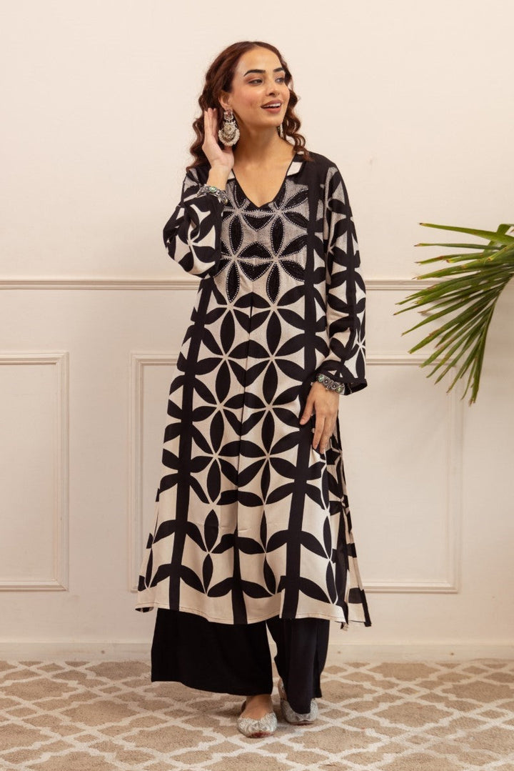 Sonpal Slate Printed Kurta pant set