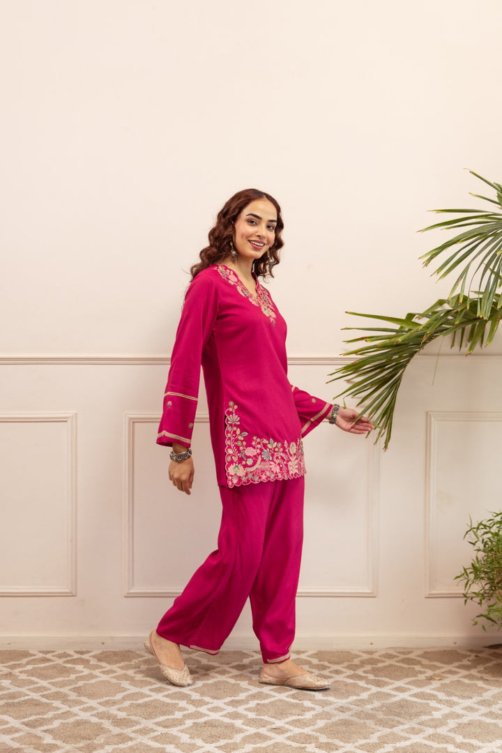 Stravi flamingo embroidery co-ord set