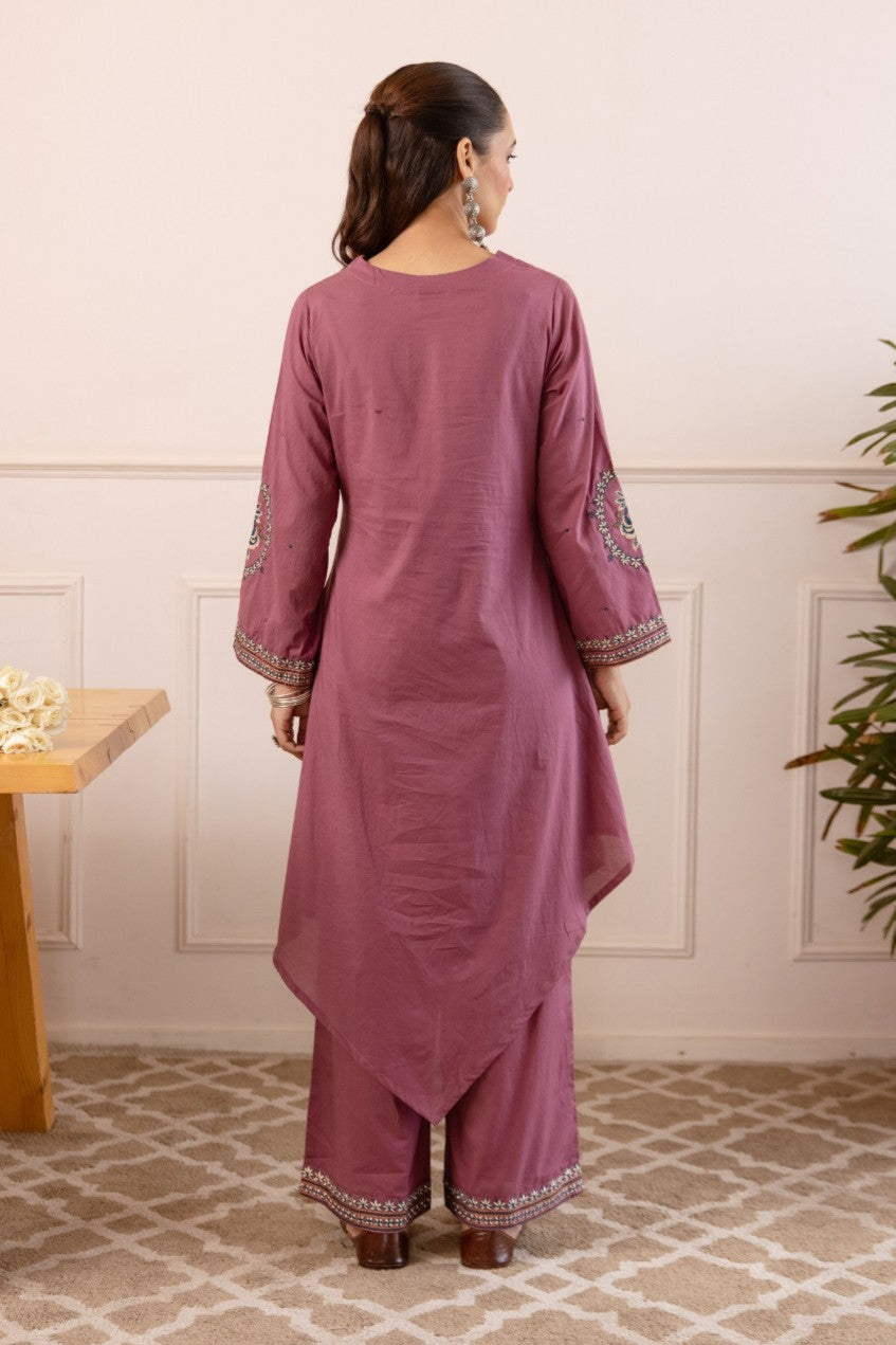 Stravi cameo Embroidery Kurta Pant set