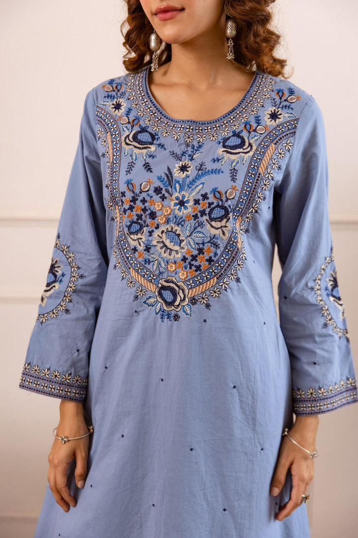 Stravi periwinkle Embroidery Kurta Pant set